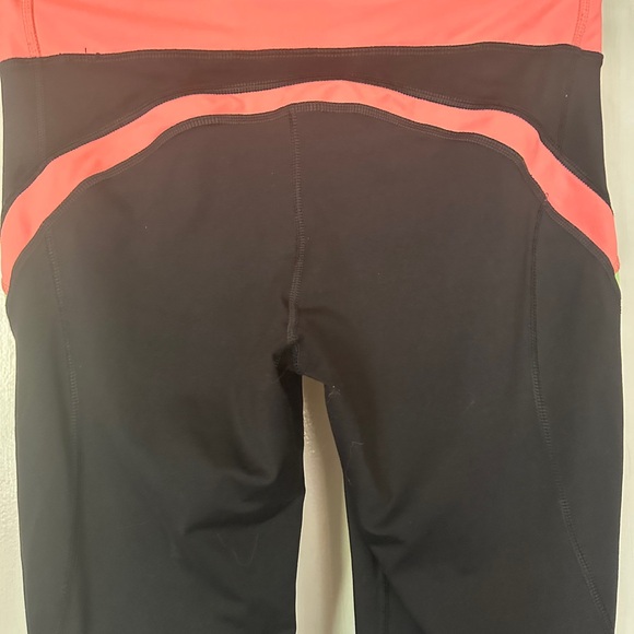 90 Degree Leggings - Picture 5 of 5